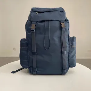 Backpack for men and women, large capacity nylon waterproof large capacity sports travel backpack, casual bag (navy blue)