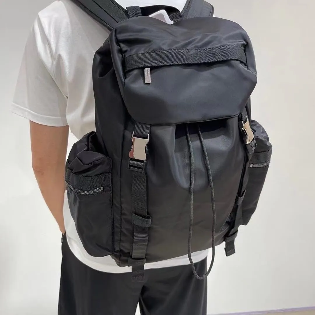 Backpack for men and women, large capacity nylon waterproof large capacity sports travel backpack, casual bag (navy blue)