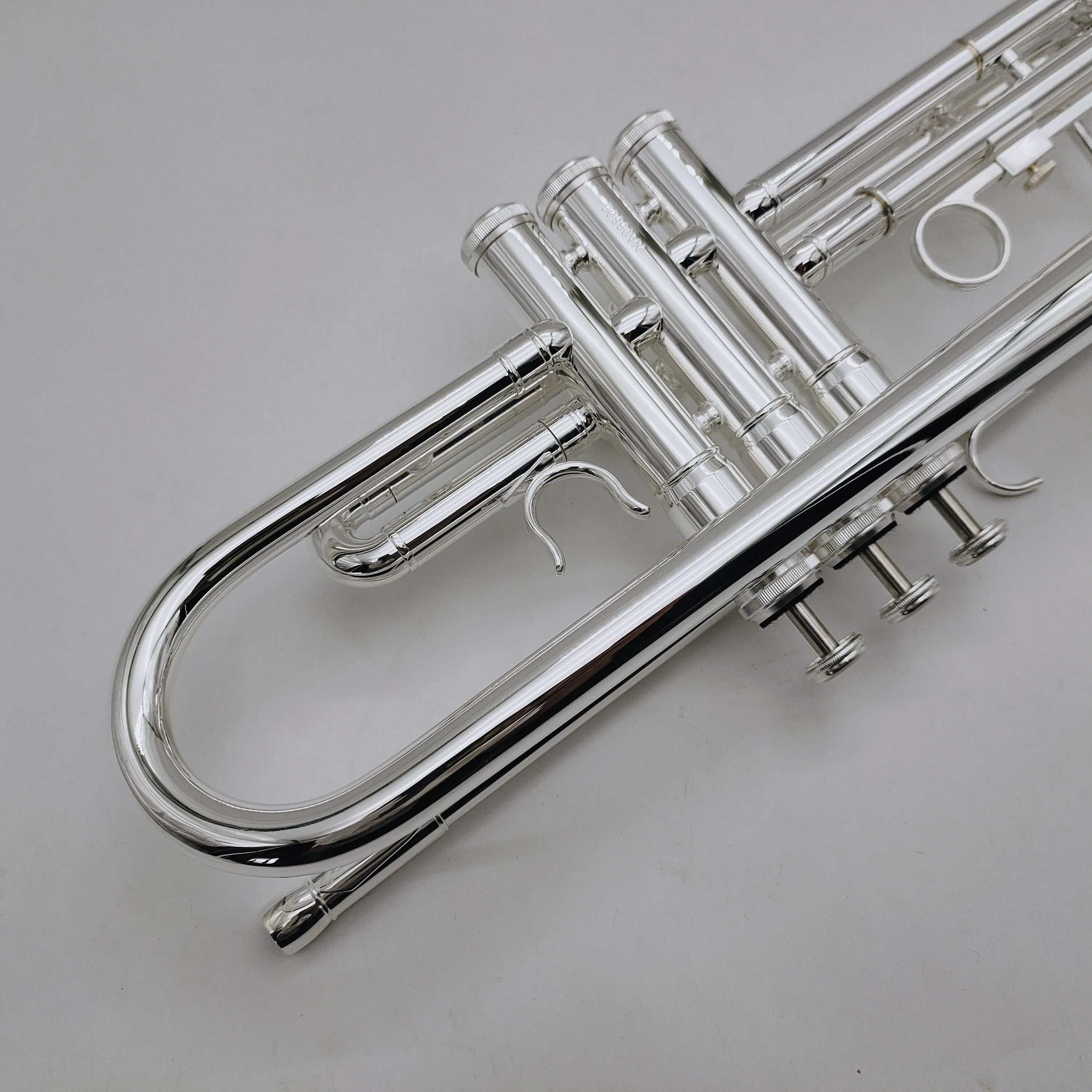 New High Quality Brass Silver Plated Surface Musical Instrument Trumpet With Case