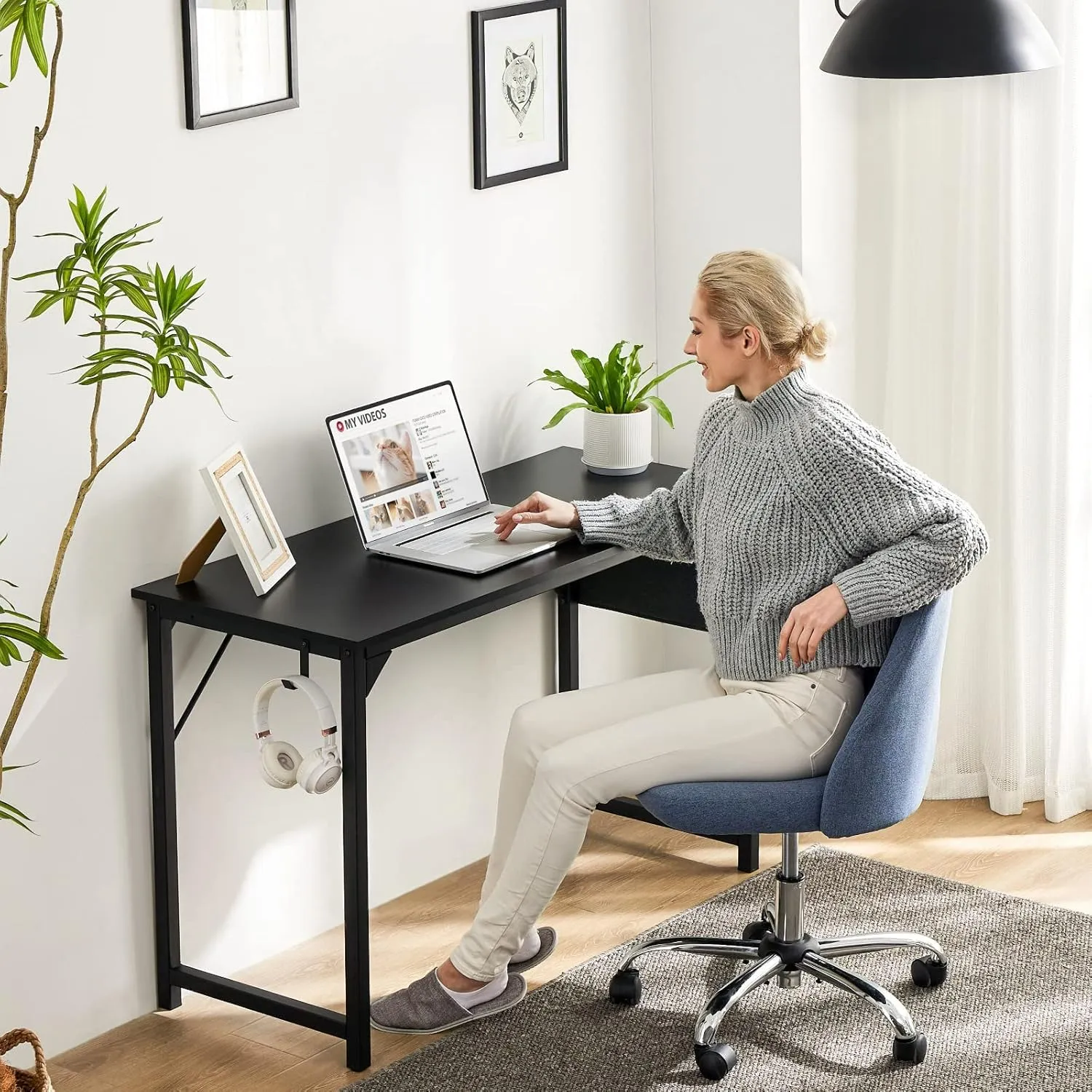 Sweetcrispy Small Computer Office Desk 32 Inch Kids Student Study Writing Work with Storage Bag & Headphone Hooks Modern Simple Home Bedroom PC Table