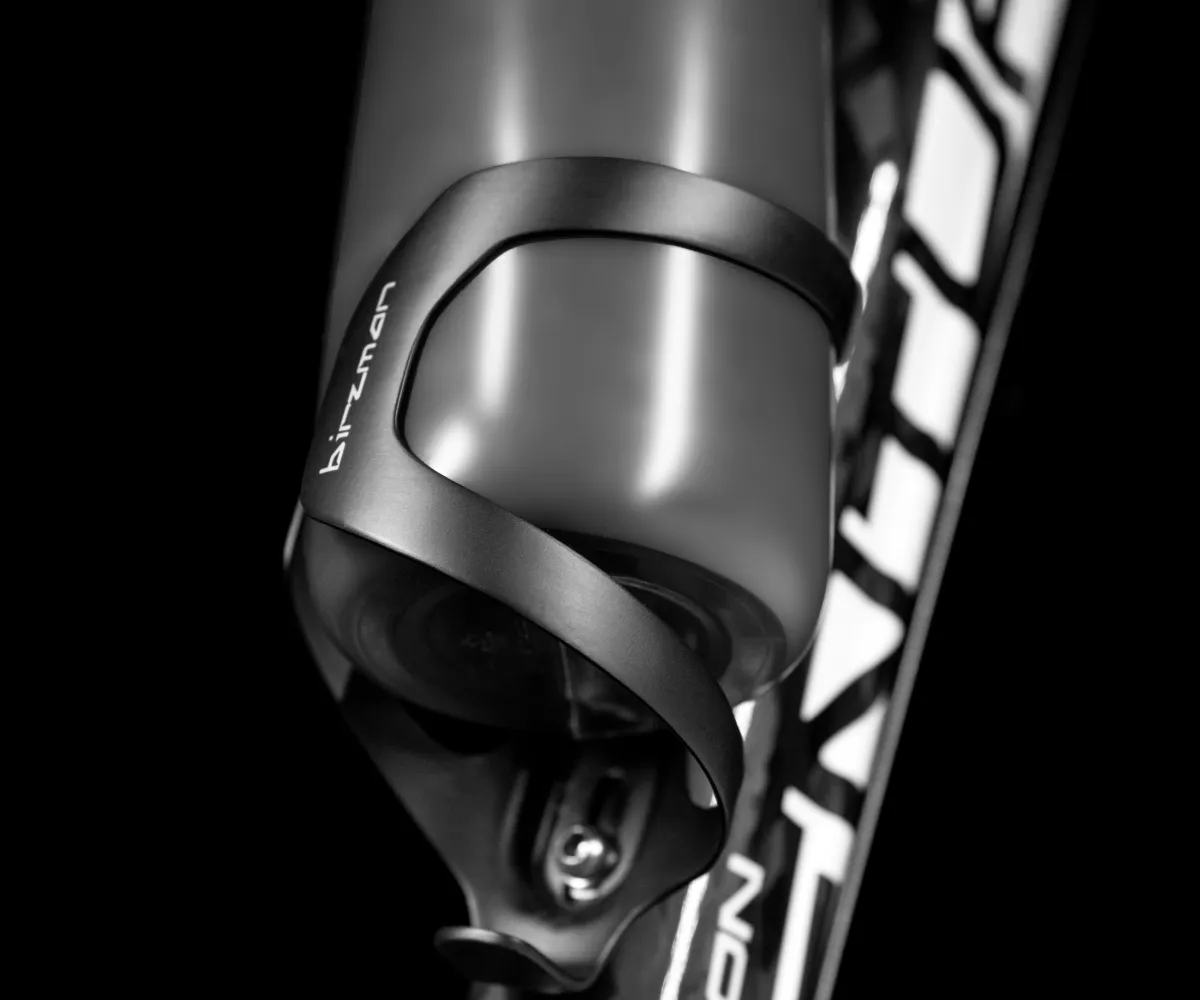 Uncage Carbon R