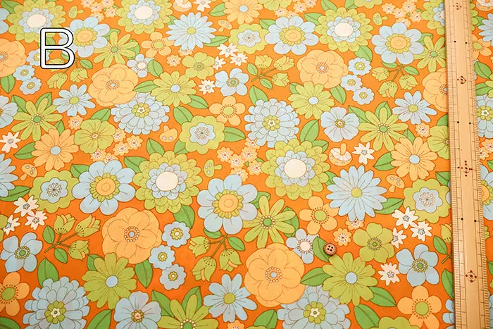 Water repellent Nylon Oxford Print Fabric 70s Design Flower Days